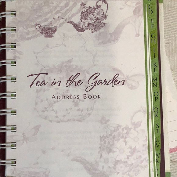 Sandy Lynam Clough Tea in the Garden Address Book. And magnetic notes - Picture 6 of 13
